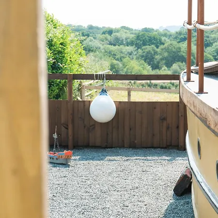 Swallowfield Glamping-Unsinkable Yeovil Esterno foto