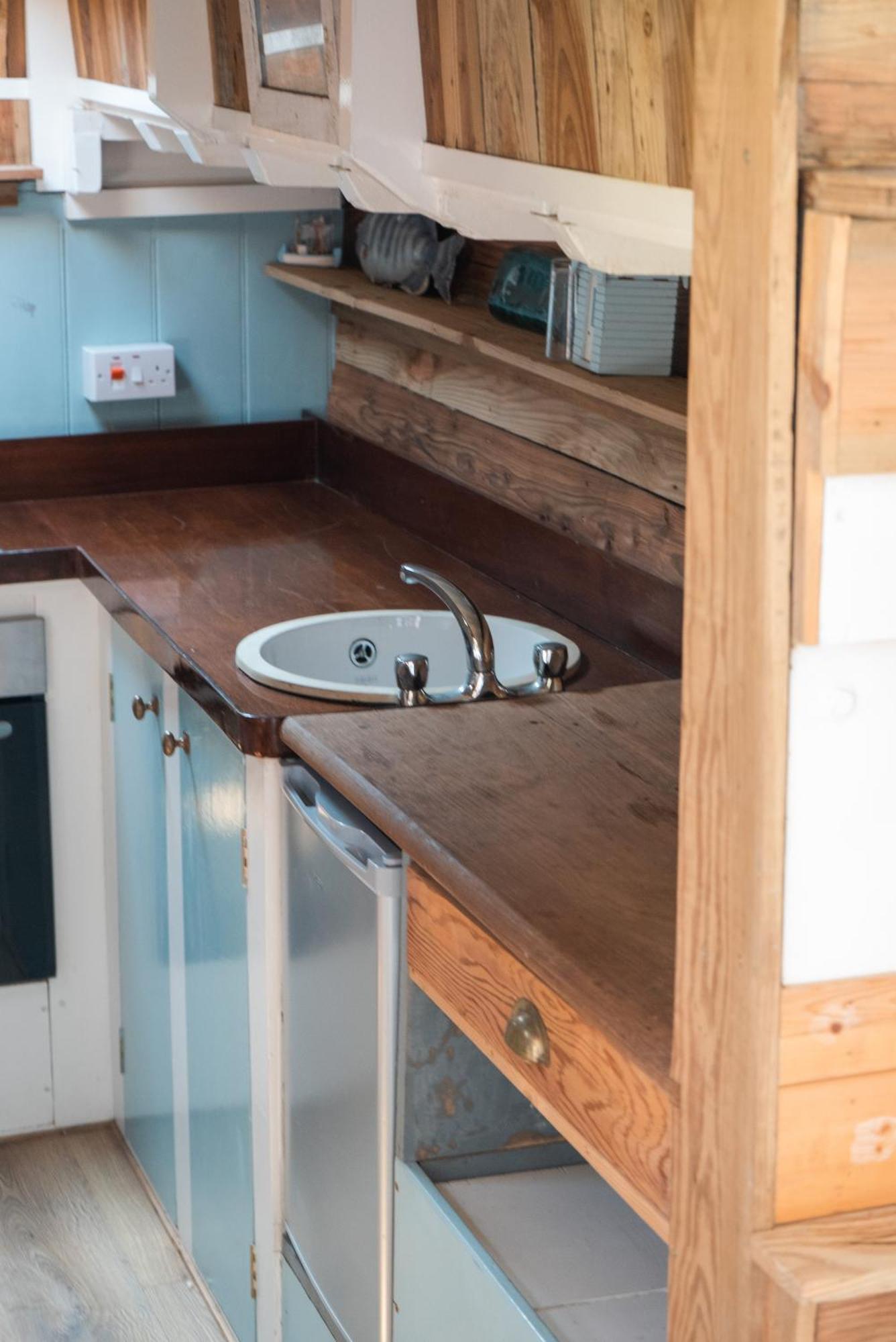 Campsite Swallowfield Glamping-unsinkable Yeovil