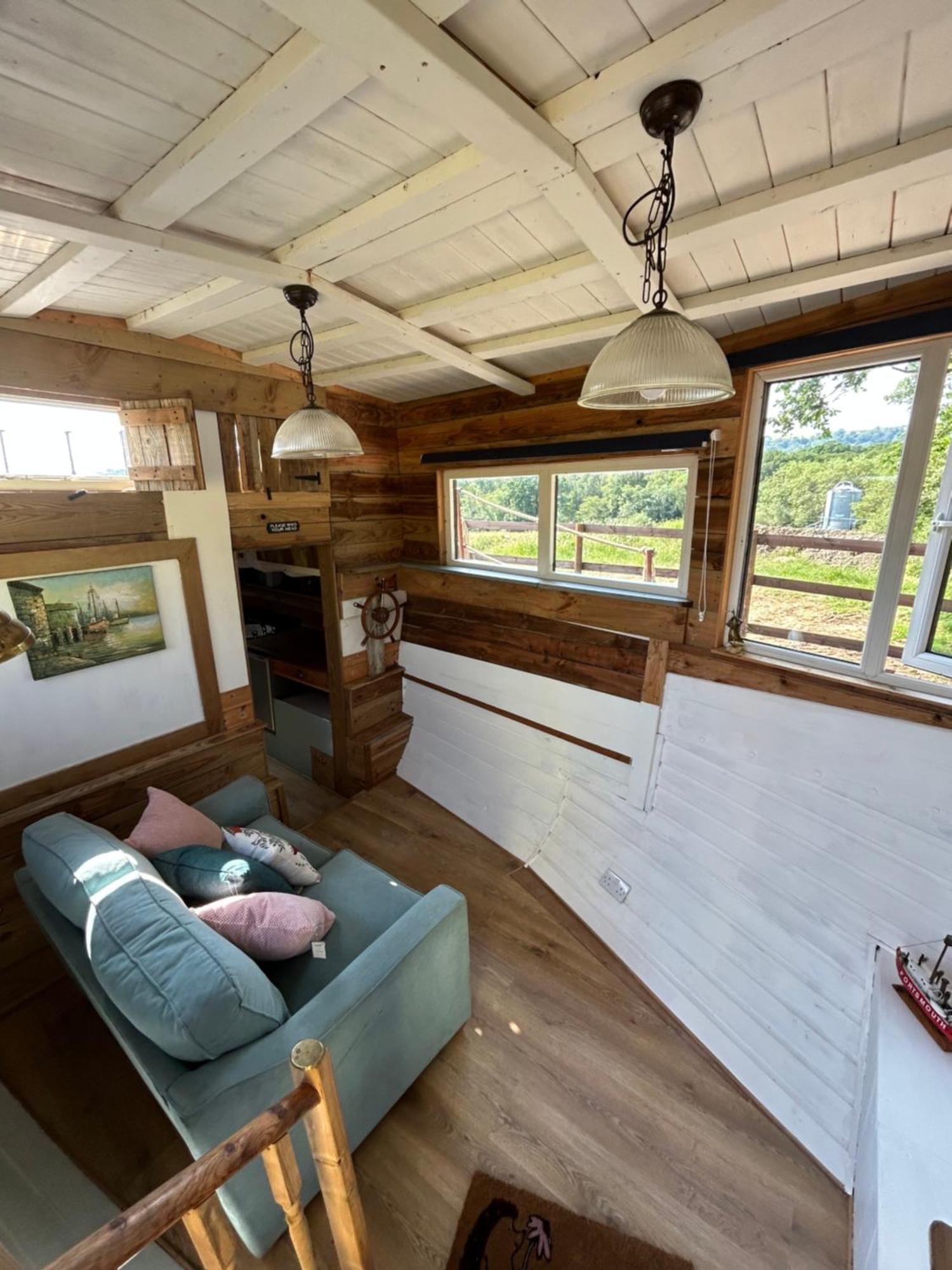 Swallowfield Glamping-unsinkable Yeovil
